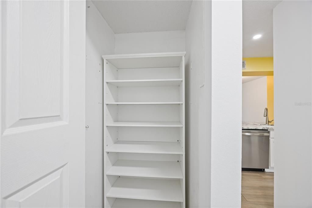 En Venta: $200,000 (2 camas, 2 baños, 1200 Pies cuadrados)