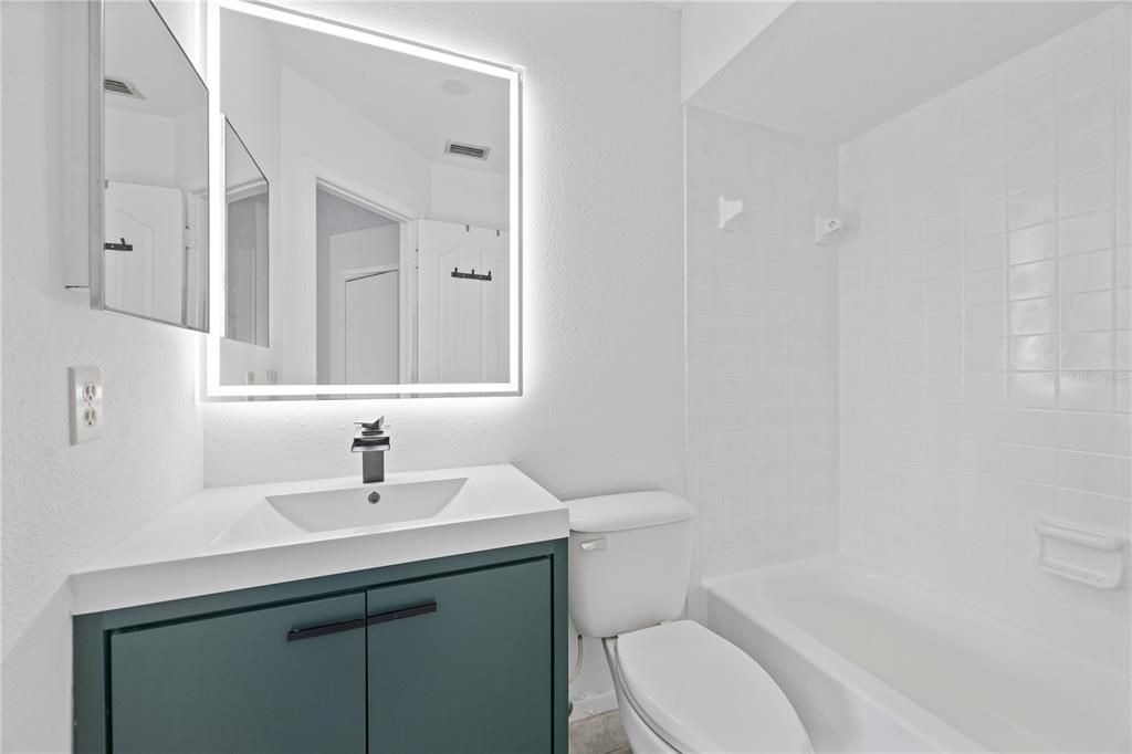 En Venta: $200,000 (2 camas, 2 baños, 1200 Pies cuadrados)