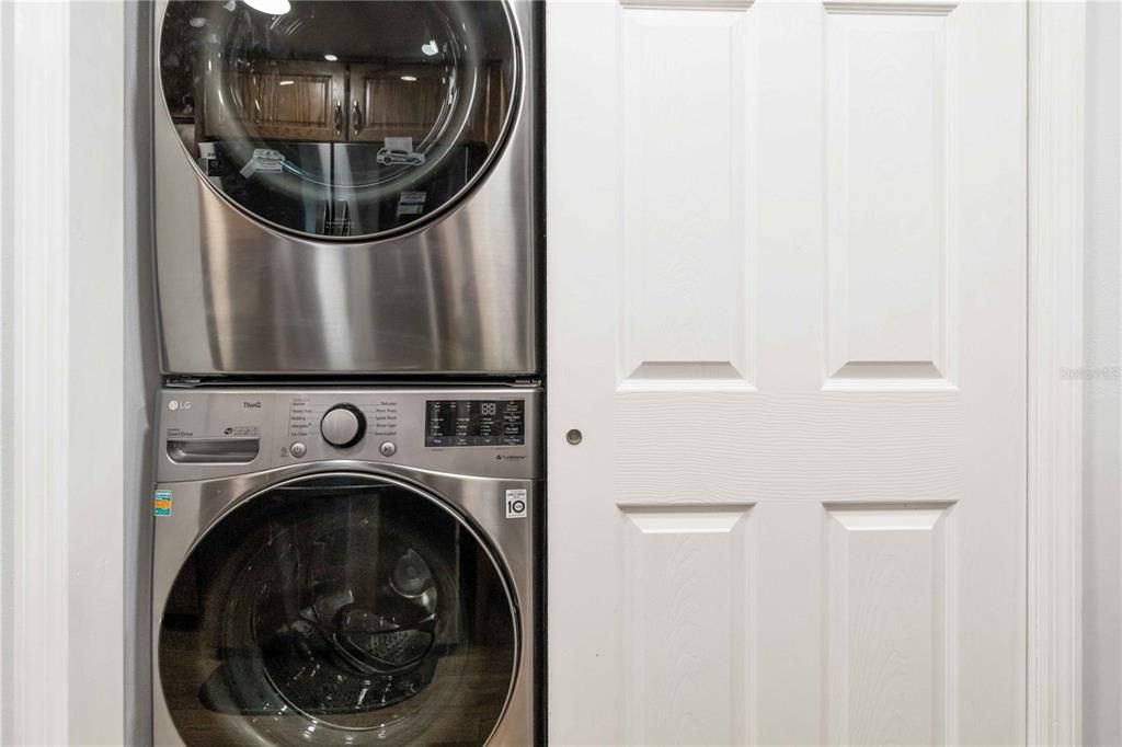 待售: $299,900 (2 贝兹, 2 浴室, 1168 平方英尺)