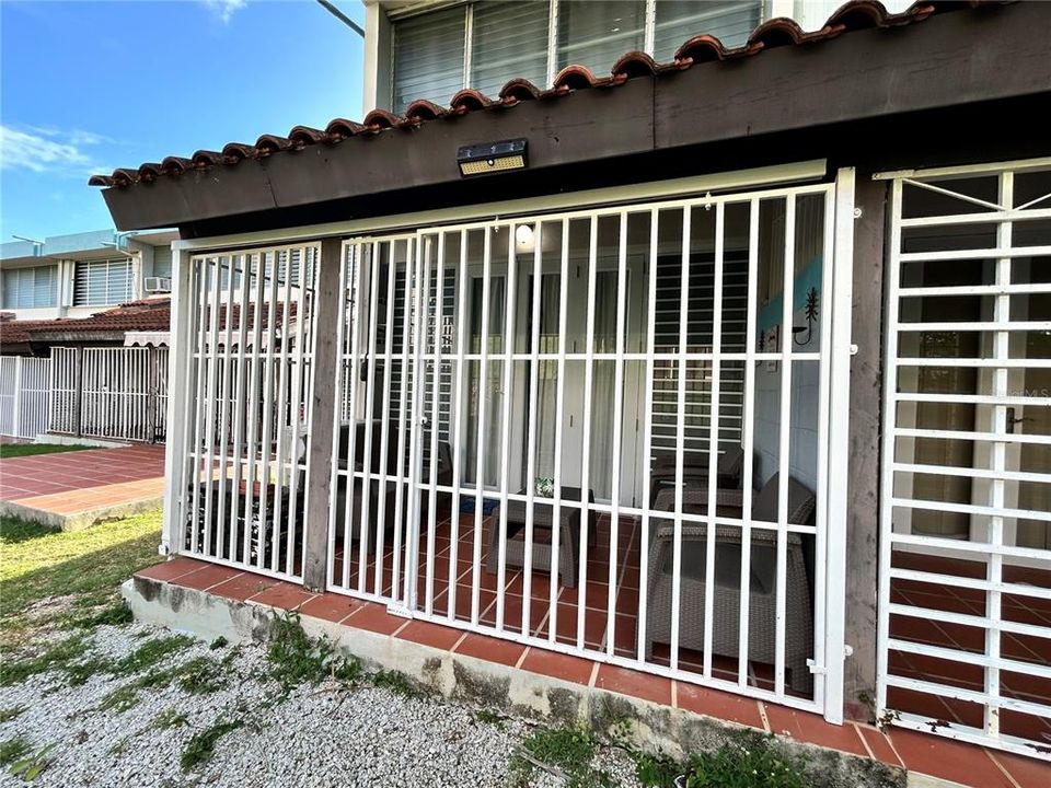 На продажу: $225,000 (2 спален, 1 ванн, 126.83 Квадратных фут)