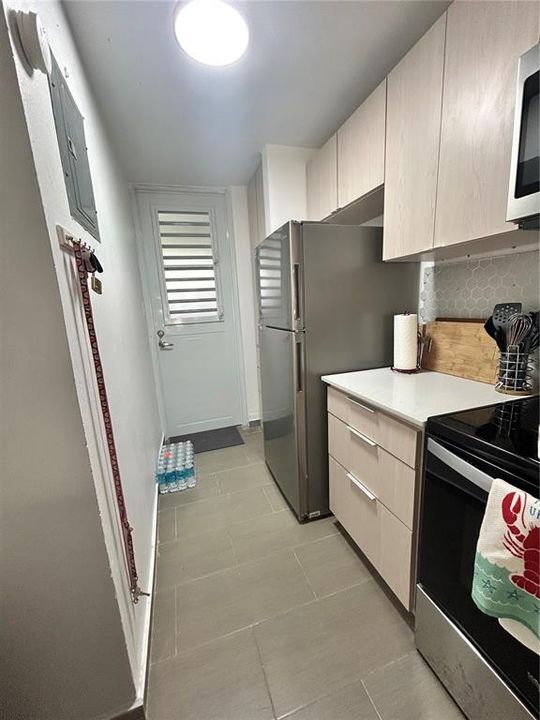 На продажу: $225,000 (2 спален, 1 ванн, 126.83 Квадратных фут)