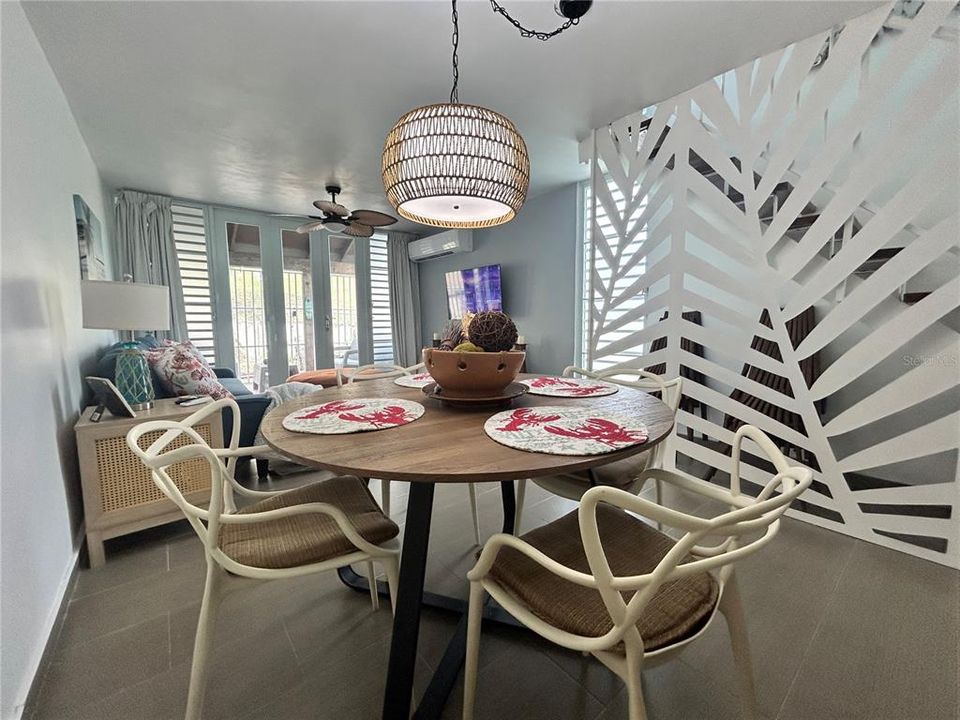 На продажу: $225,000 (2 спален, 1 ванн, 126.83 Квадратных фут)