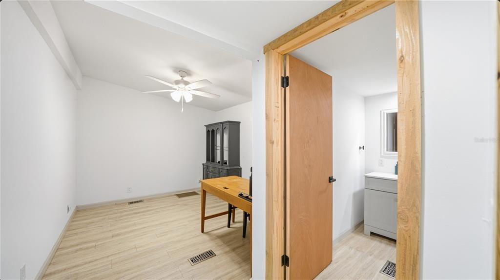 For Sale: $355,000 (4 beds, 3 baths, 1616 Square Feet)