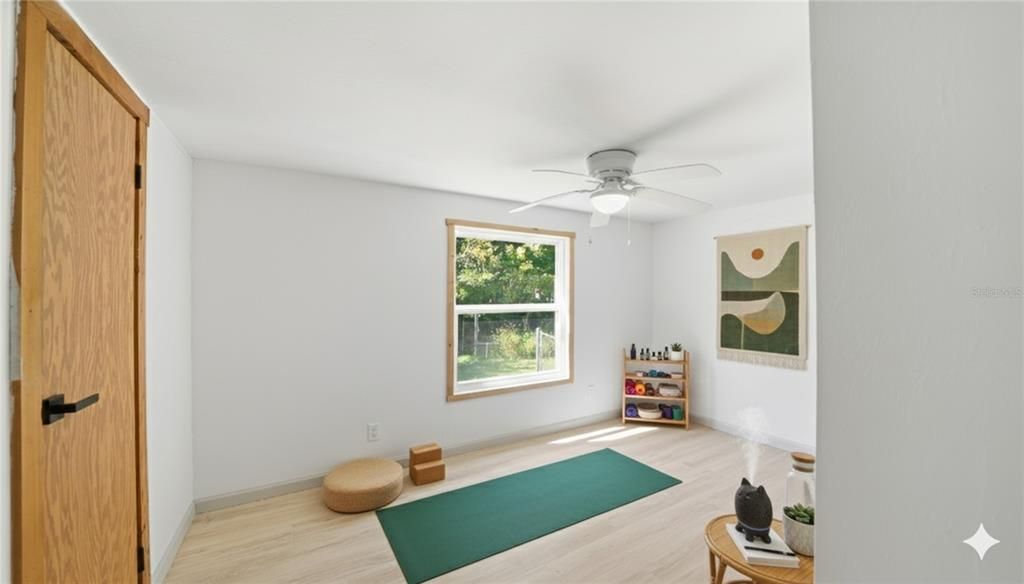 For Sale: $355,000 (4 beds, 3 baths, 1616 Square Feet)