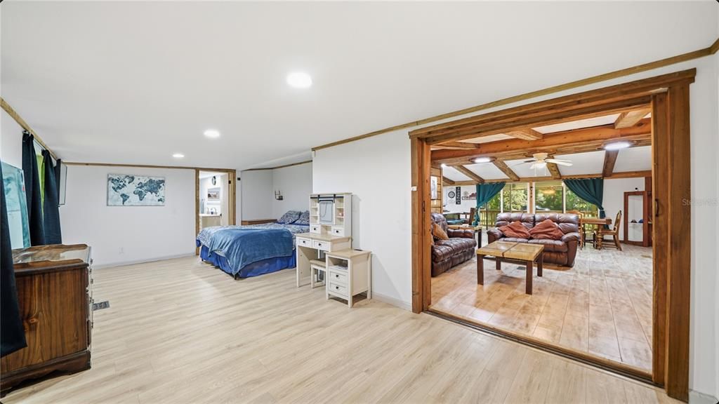 For Sale: $355,000 (4 beds, 3 baths, 1616 Square Feet)