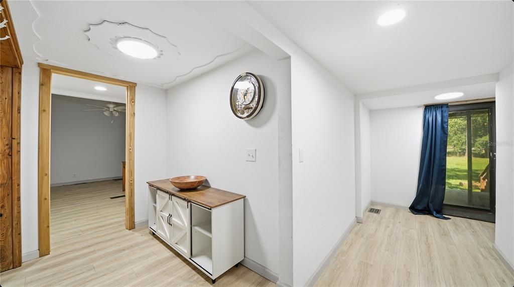 For Sale: $355,000 (4 beds, 3 baths, 1616 Square Feet)