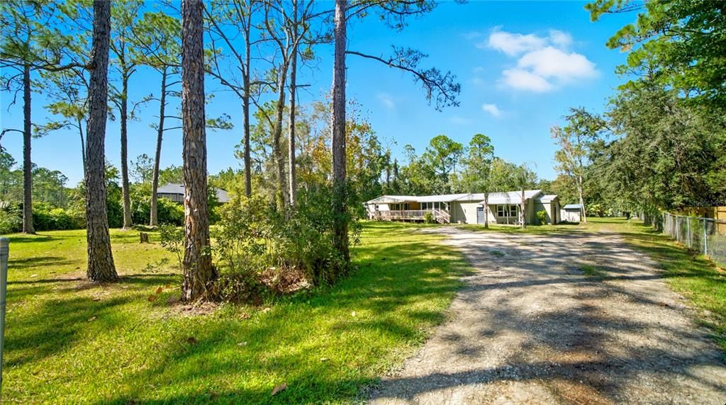 For Sale: $355,000 (4 beds, 3 baths, 1616 Square Feet)