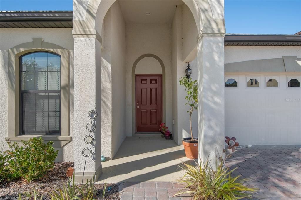 Active With Contract: $2,350 (3 beds, 2 baths, 1665 Square Feet)