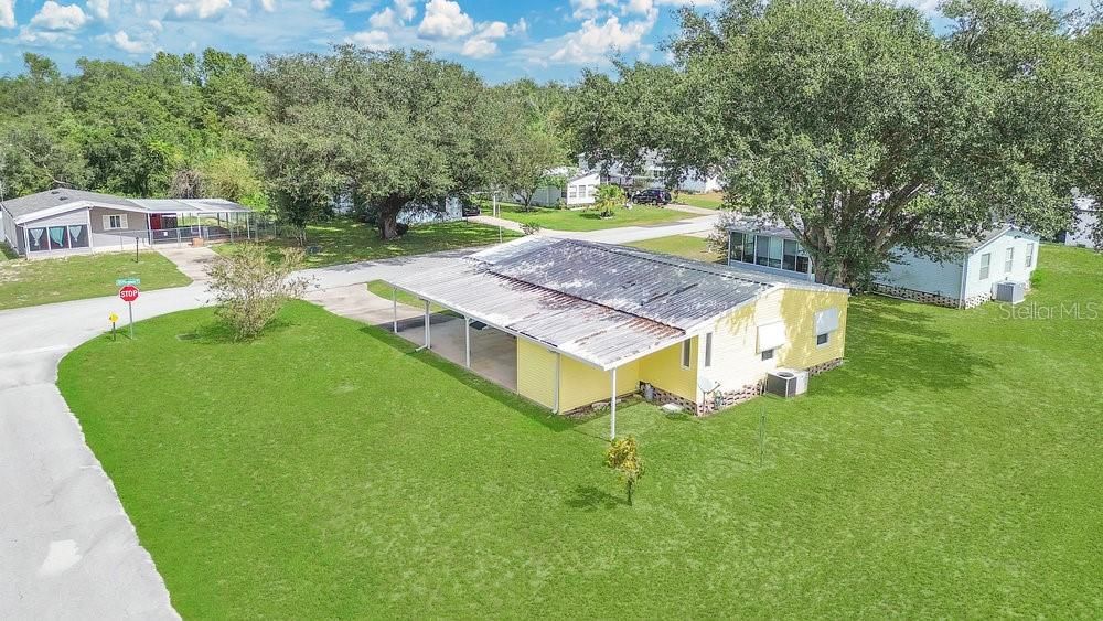 For Sale: $189,900 (2 beds, 2 baths, 1051 Square Feet)