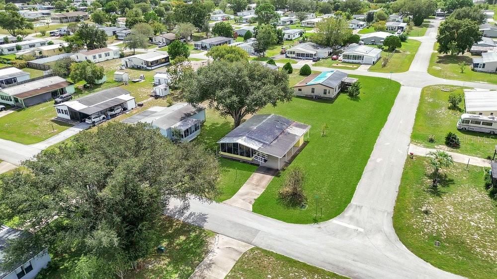 For Sale: $189,900 (2 beds, 2 baths, 1051 Square Feet)