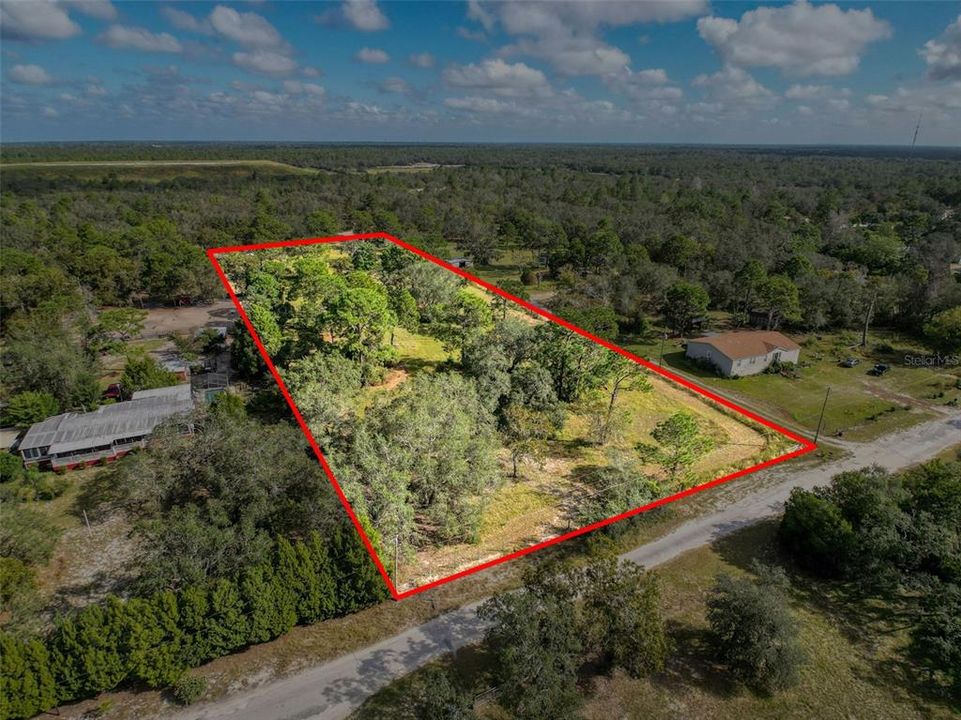 待售: $179,900 (3.20 acres)