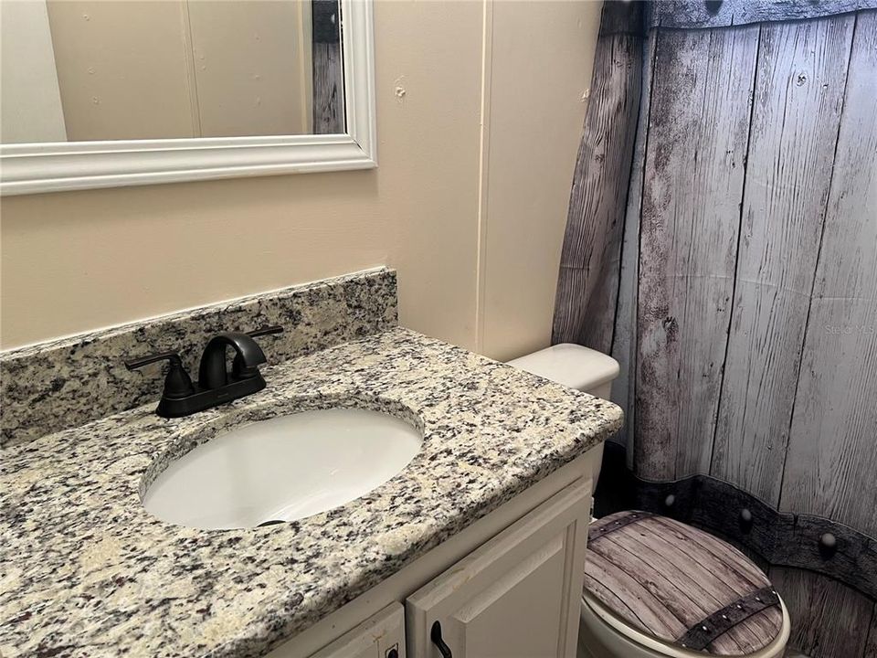 For Sale: $239,000 (3 beds, 2 baths, 1402 Square Feet)