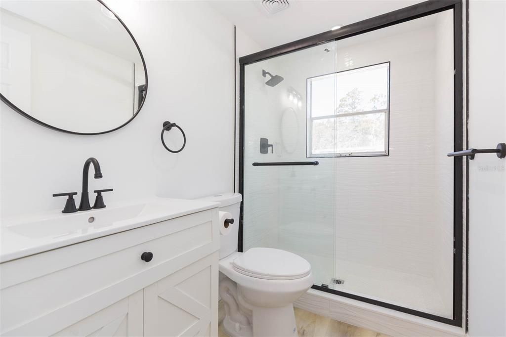 出租: $1,950 (3 贝兹, 2 浴室, 1024 平方英尺)