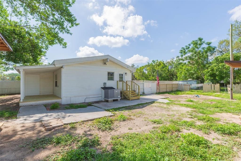 出租: $1,950 (3 贝兹, 2 浴室, 1024 平方英尺)