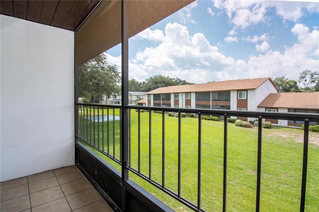 For Rent: $1,400 (2 beds, 2 baths, 864 Square Feet)