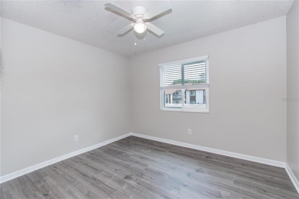 For Rent: $1,400 (2 beds, 2 baths, 864 Square Feet)