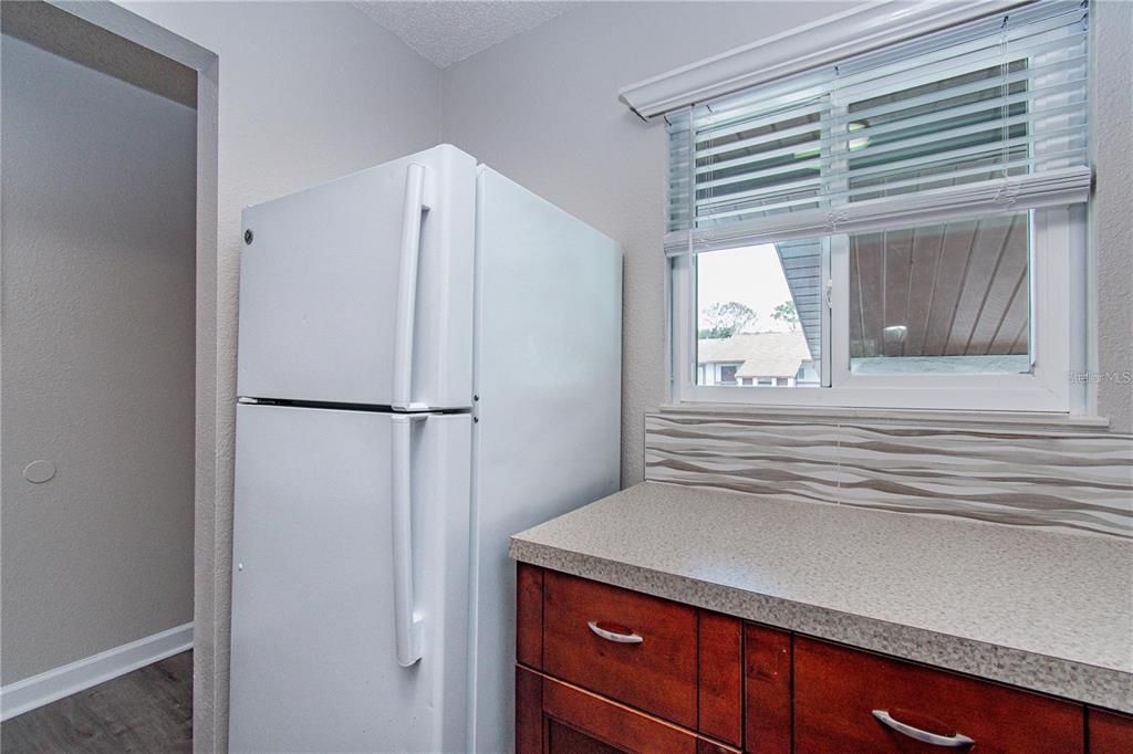 For Rent: $1,400 (2 beds, 2 baths, 864 Square Feet)