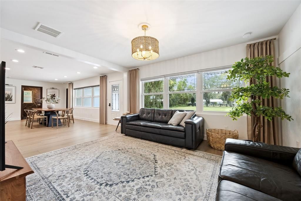 For Sale: $1,175,000 (3 beds, 3 baths, 2400 Square Feet)