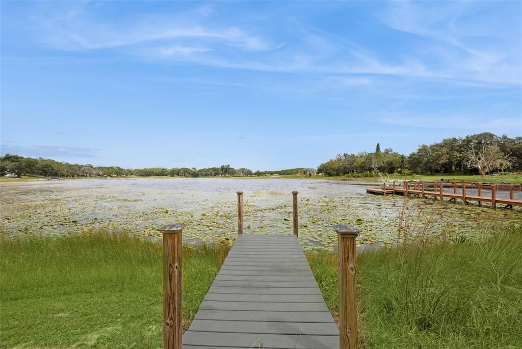 For Sale: $1,175,000 (3 beds, 3 baths, 2400 Square Feet)