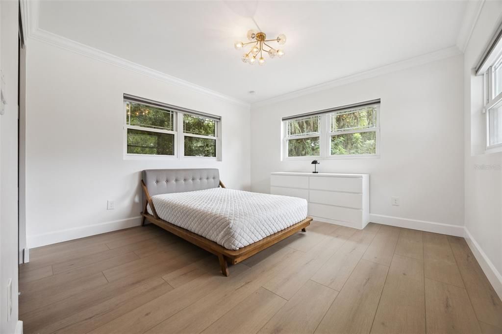 For Sale: $1,175,000 (3 beds, 3 baths, 2400 Square Feet)