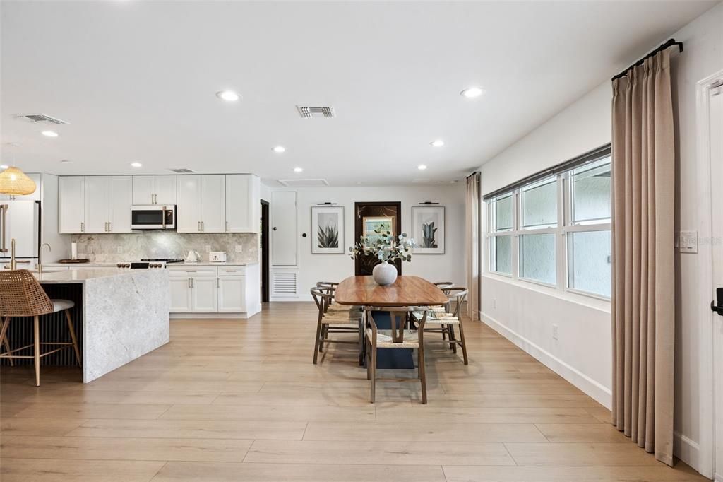 For Sale: $1,175,000 (3 beds, 3 baths, 2400 Square Feet)