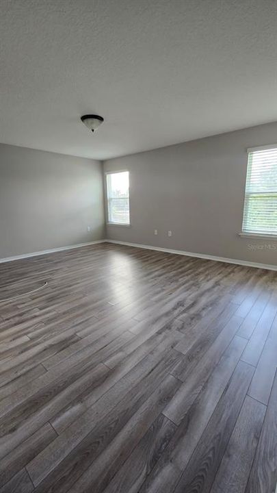 出租: $2,399 (3 贝兹, 2 浴室, 1704 平方英尺)