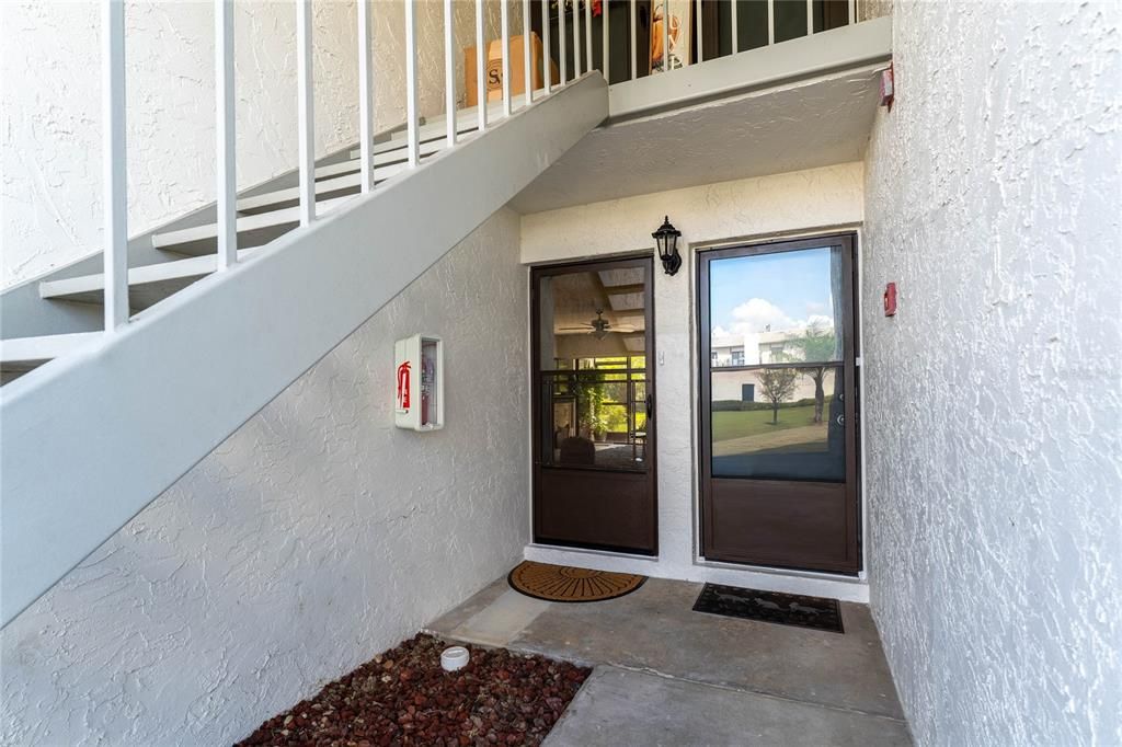 For Sale: $207,500 (2 beds, 2 baths, 1054 Square Feet)