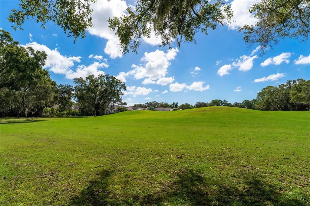 For Sale: $207,500 (2 beds, 2 baths, 1054 Square Feet)