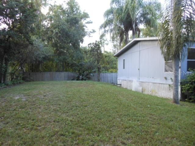 合同活跃: $79,900 (3 贝兹, 2 浴室, 1539 平方英尺)