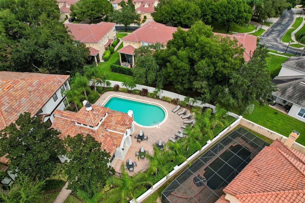 合同活跃: $549,990 (2 贝兹, 2 浴室, 1824 平方英尺)