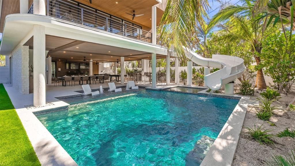 For Sale: $6,000,000 (5 beds, 5 baths, 4496 Square Feet)