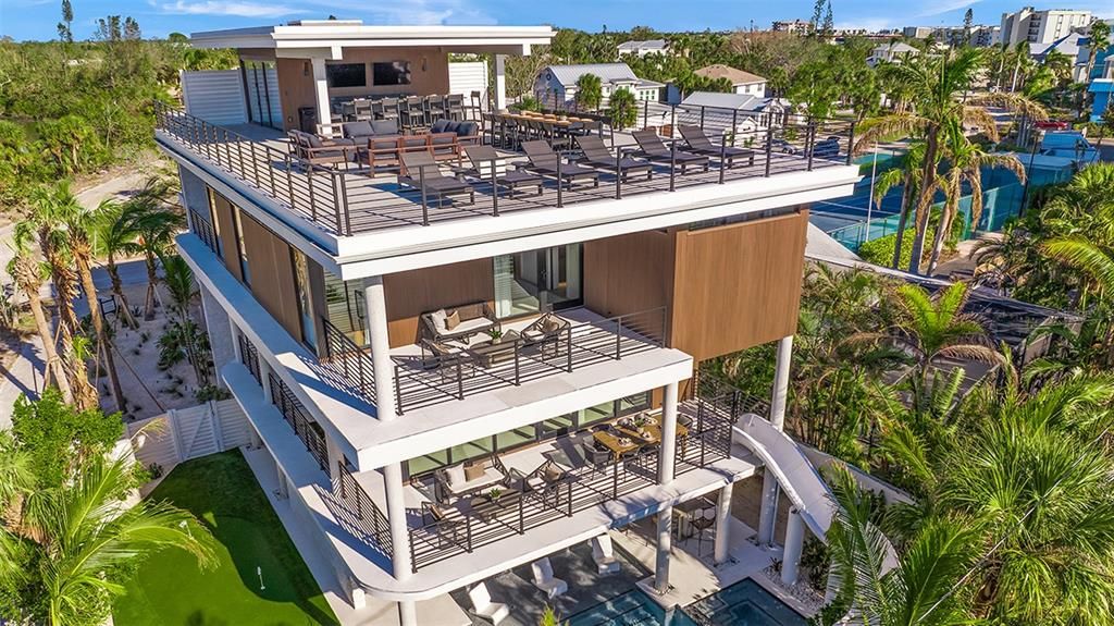 For Sale: $6,000,000 (5 beds, 5 baths, 4496 Square Feet)