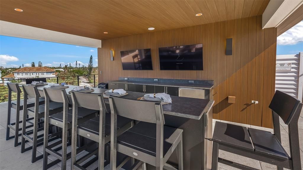 For Sale: $6,000,000 (5 beds, 5 baths, 4496 Square Feet)