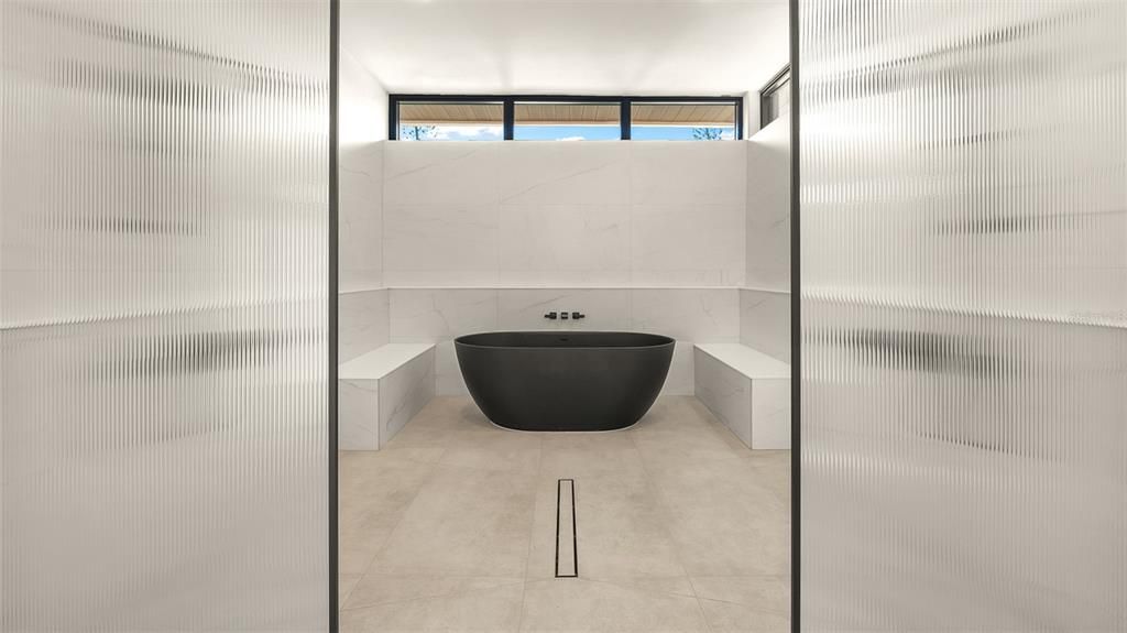 For Sale: $6,000,000 (5 beds, 5 baths, 4496 Square Feet)