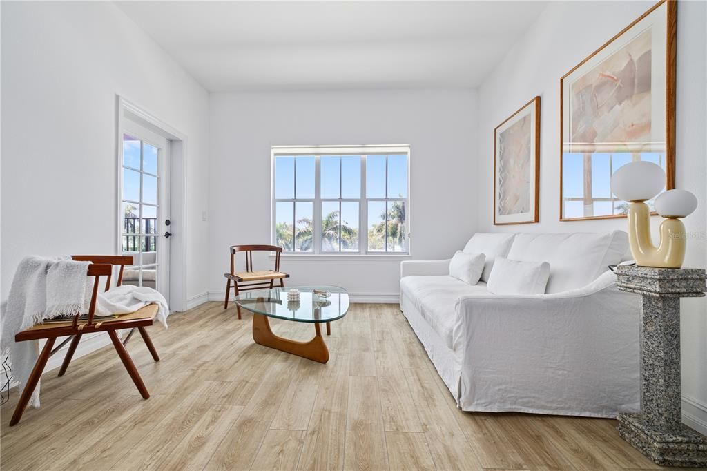 En Venta: $385,000 (1 camas, 1 baños, 743 Pies cuadrados)