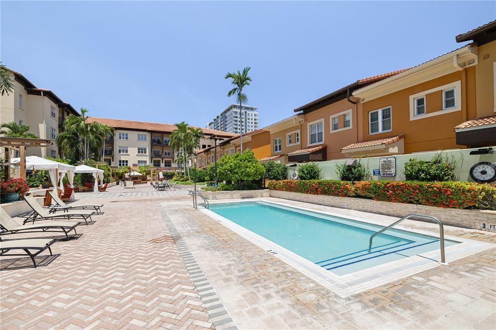 En Venta: $385,000 (1 camas, 1 baños, 743 Pies cuadrados)