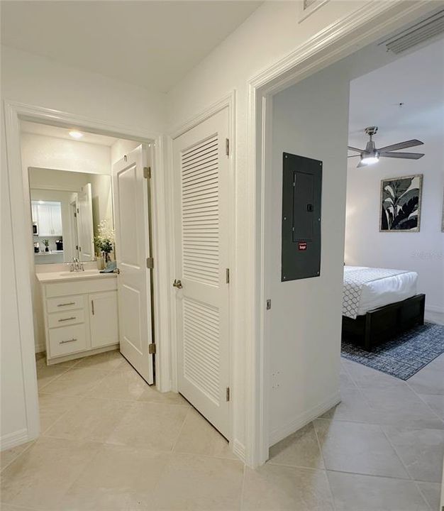 For Rent: $6,000 (2 beds, 2 baths, 1355 Square Feet)