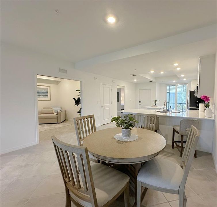 For Rent: $6,000 (2 beds, 2 baths, 1355 Square Feet)