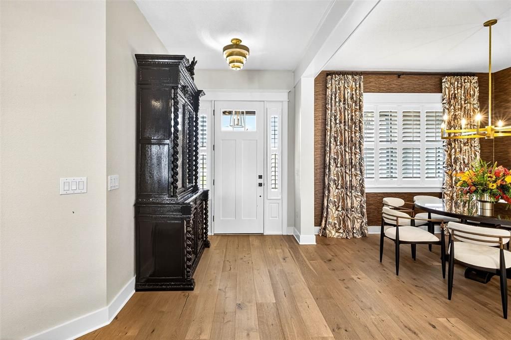 For Sale: $1,499,900 (4 beds, 3 baths, 2689 Square Feet)