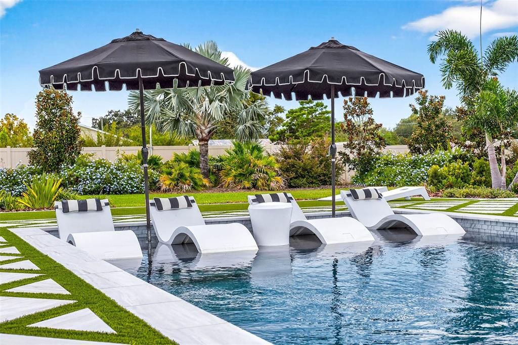 For Sale: $1,499,900 (4 beds, 3 baths, 2689 Square Feet)