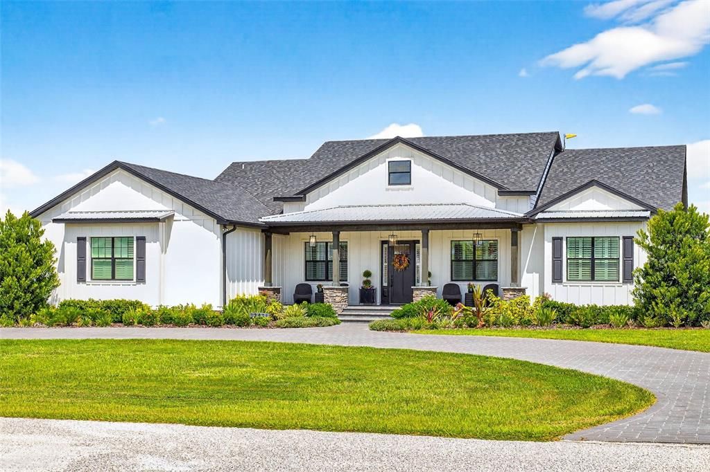 For Sale: $1,499,900 (4 beds, 3 baths, 2689 Square Feet)