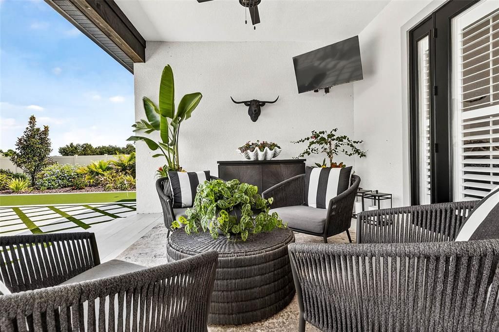 For Sale: $1,499,900 (4 beds, 3 baths, 2689 Square Feet)