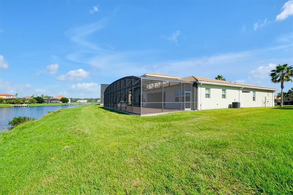 En Venta: $1,005,000 (5 camas, 4 baños, 4566 Pies cuadrados)