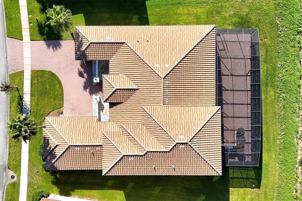 En Venta: $1,005,000 (5 camas, 4 baños, 4566 Pies cuadrados)