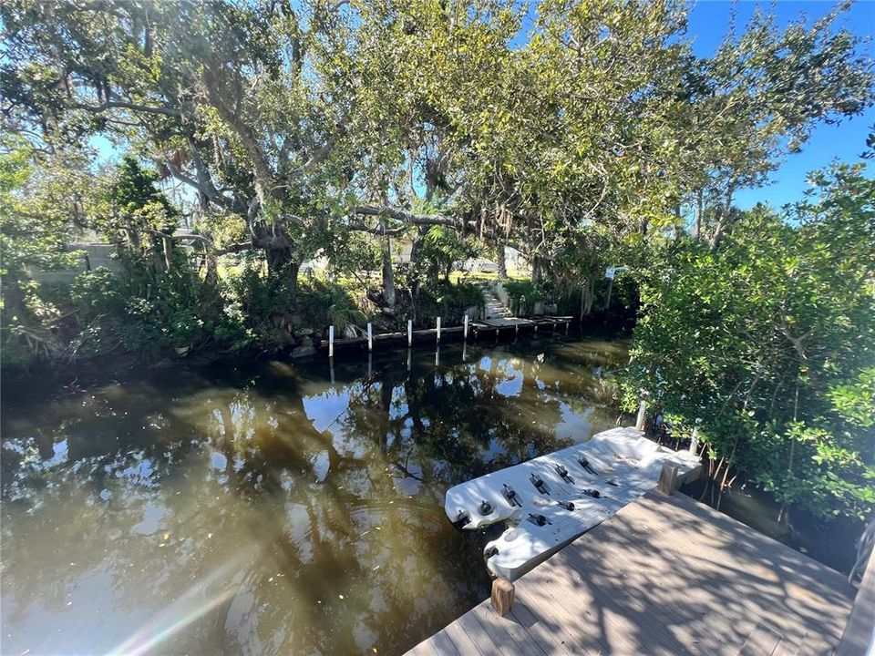 На продажу: $250,000 (3 спален, 2 ванн, 1323 Квадратных фут)