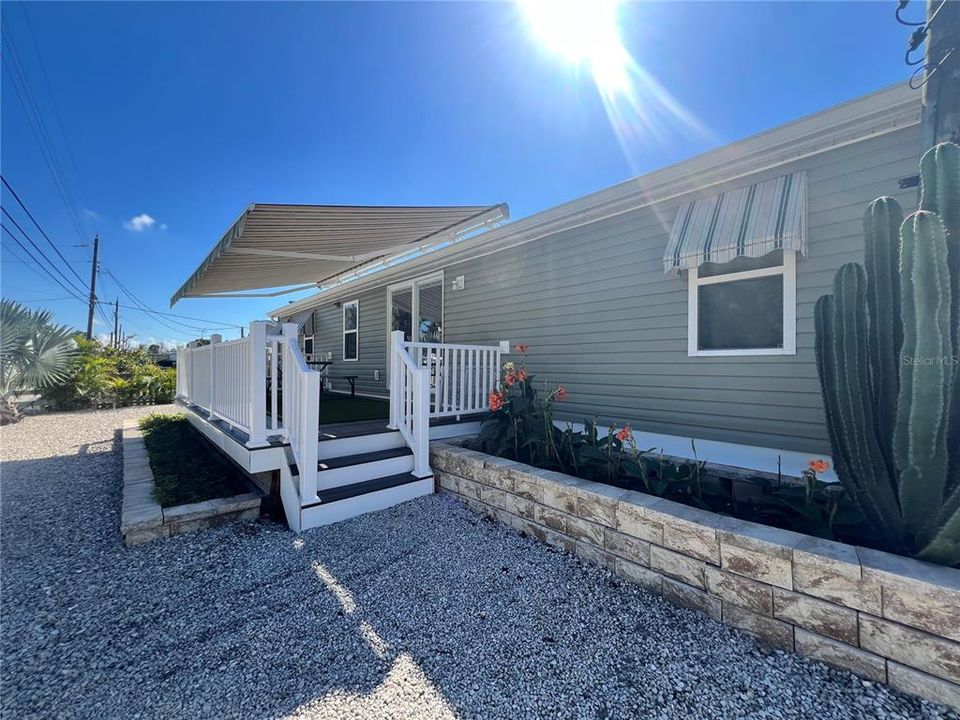 На продажу: $250,000 (3 спален, 2 ванн, 1323 Квадратных фут)