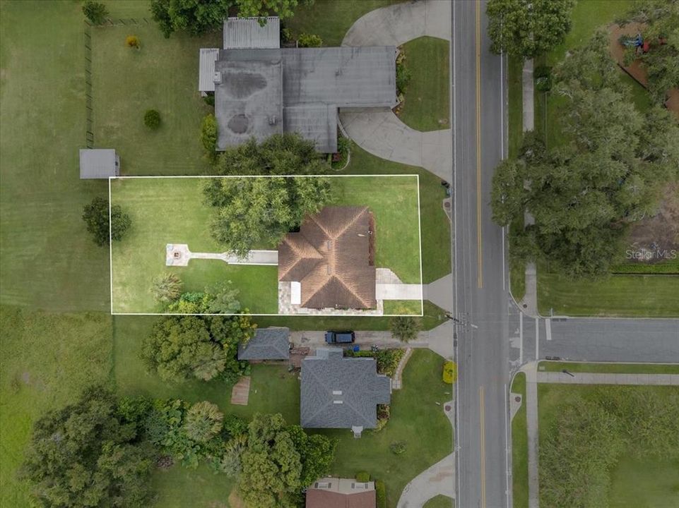 合同活跃: $375,000 (2 贝兹, 2 浴室, 1254 平方英尺)