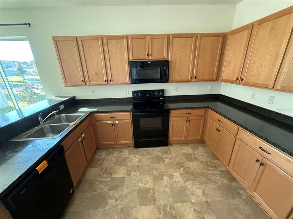 En Venta: $287,000 (3 camas, 2 baños, 1610 Pies cuadrados)