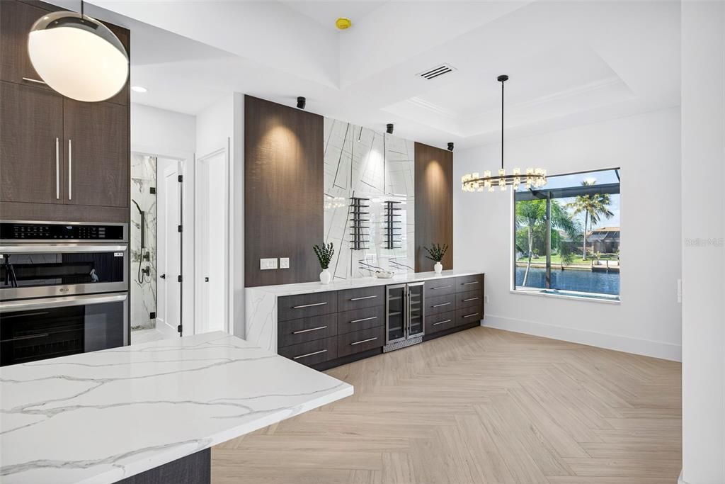 待售: $1,394,900 (3 贝兹, 3 浴室, 2200 平方英尺)