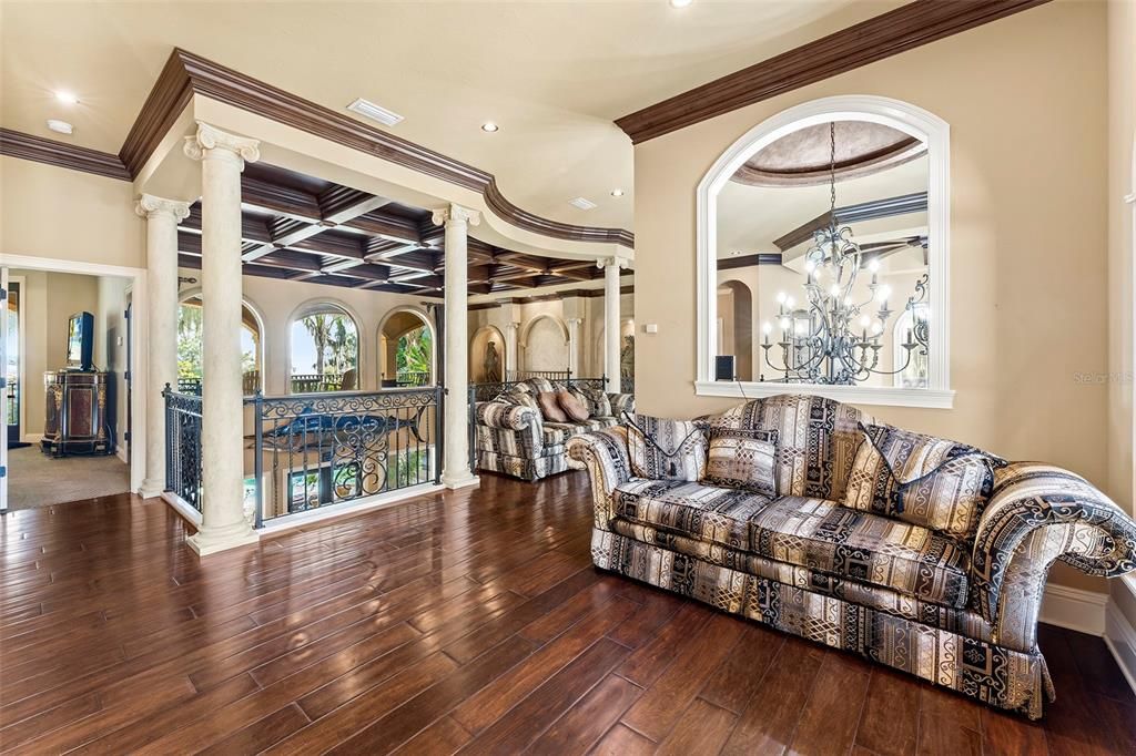 For Sale: $6,990,000 (6 beds, 5 baths, 6268 Square Feet)